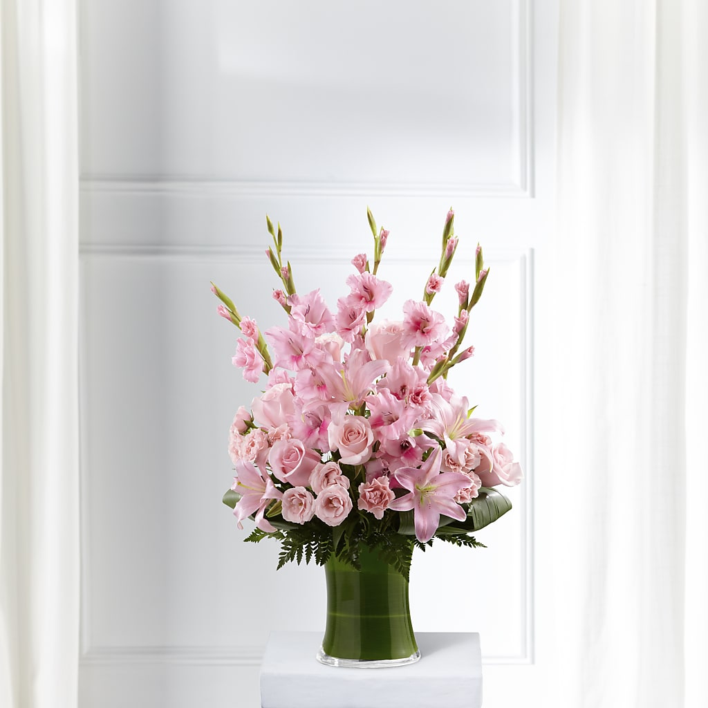 Lovely Tribute Bouquet – DE VARS-PHILLIPS FLORISTS & ANTIQUES, Hartford CT