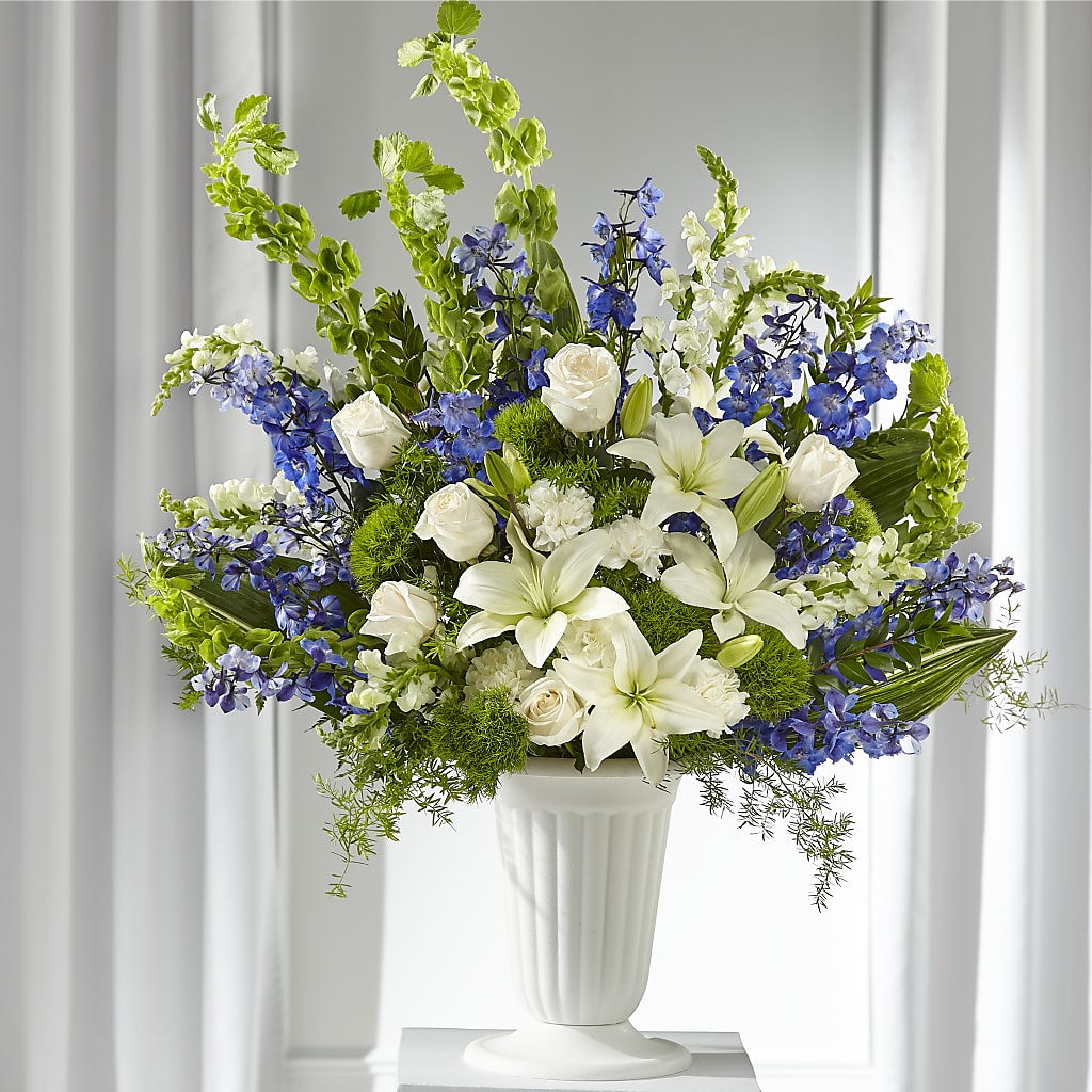 Heartfelt Hope Arrangement – DE VARS-PHILLIPS FLORISTS & ANTIQUES, Hartford CT