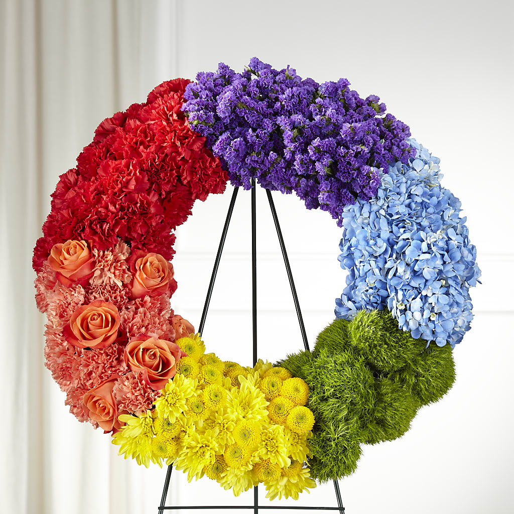 Circle of Love Wreath – DE VARS-PHILLIPS FLORISTS & ANTIQUES, Hartford CT
