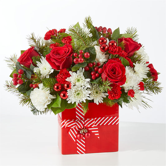Presents Under the Tree Bouquet – DE VARS-PHILLIPS FLORISTS & ANTIQUES, Hartford CT