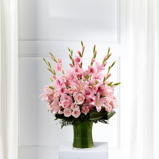 Lovely Tribute Bouquet – DE VARS-PHILLIPS FLORISTS & ANTIQUES, Hartford CT