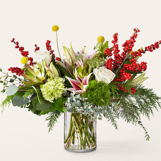 Berry & Bright Bouquet – DE VARS-PHILLIPS FLORISTS & ANTIQUES, Hartford CT