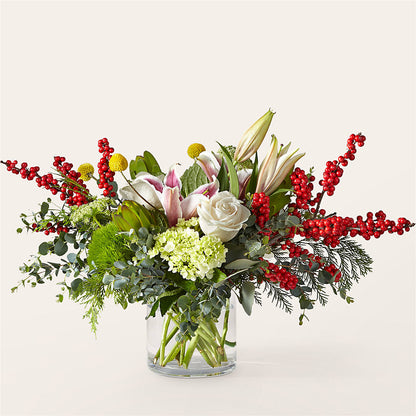 Berry & Bright Bouquet – DE VARS-PHILLIPS FLORISTS & ANTIQUES, Hartford CT